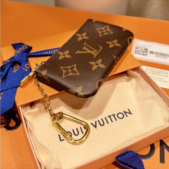 Louis Vuitton Handbags - 💯% Authentic Louis Vuitton Monogram Key Pouch✨